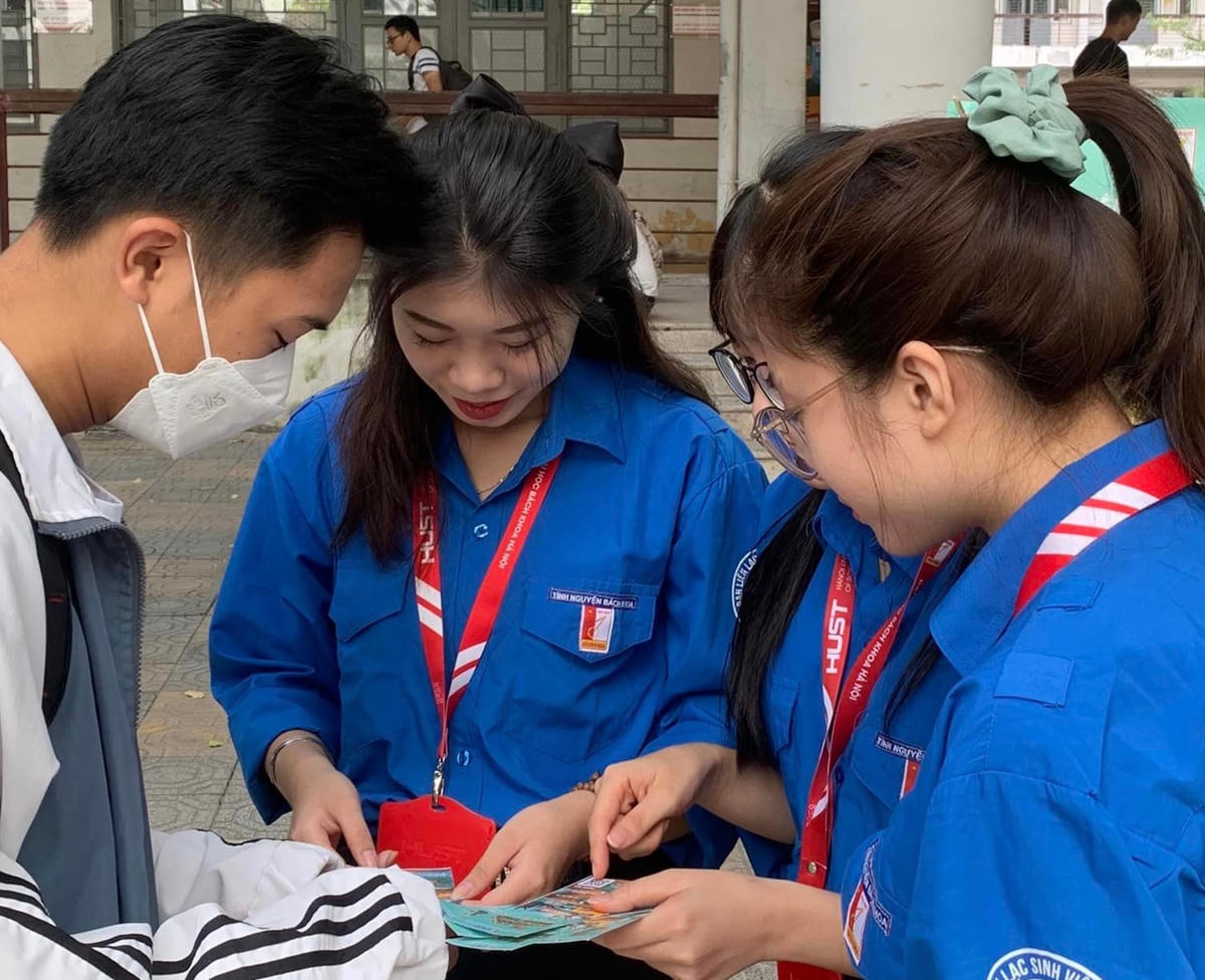 Sinh viên Đại học Bách khoa Hà Nội.