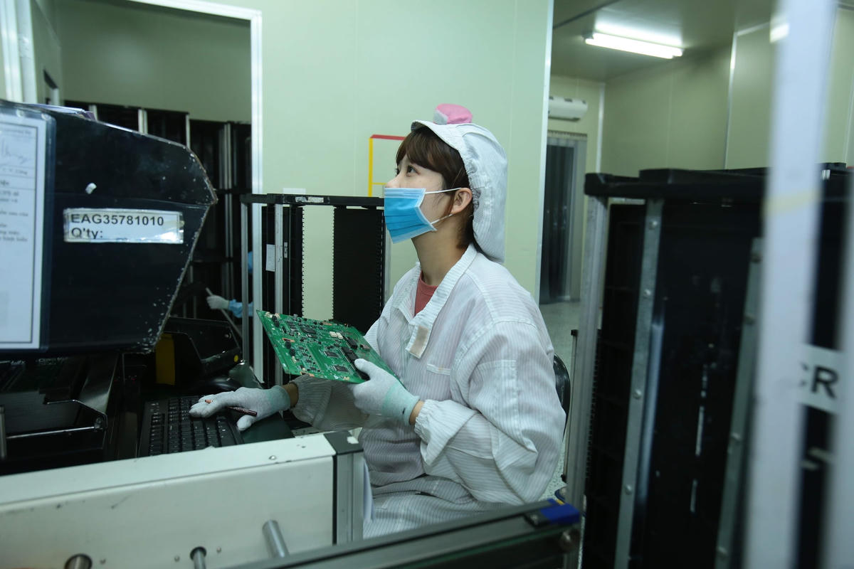Còn nhiều dư địa để thu hút dòng vốn FDI vào trong nước. Ảnh: Quang Vinh.