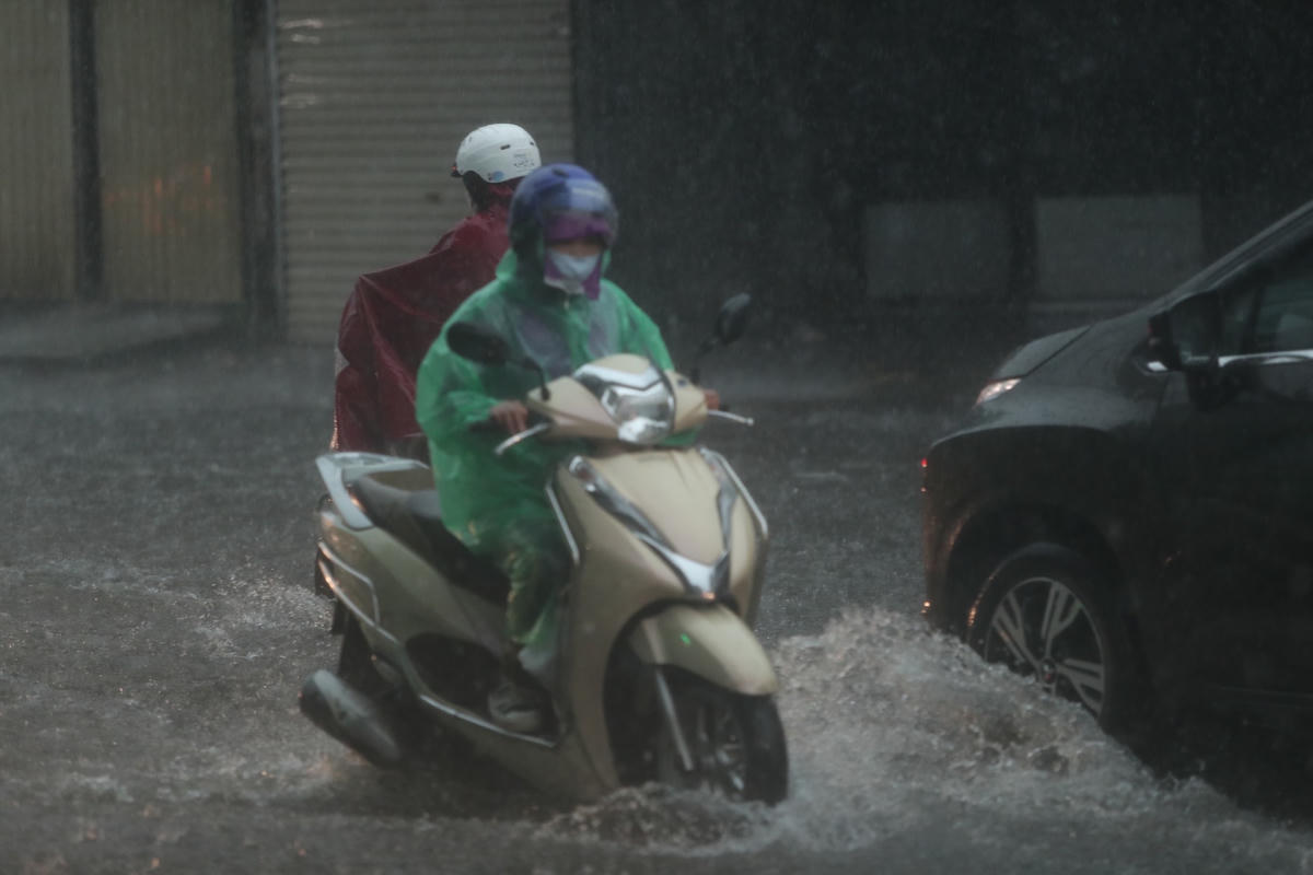 Các phương tiện di chuyển khó khăn.