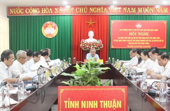 Quang cảnh hội nghị.
