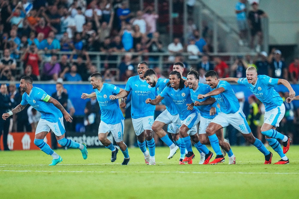 Niềm vui vô bờ bến của dàn sao Man "xanh".