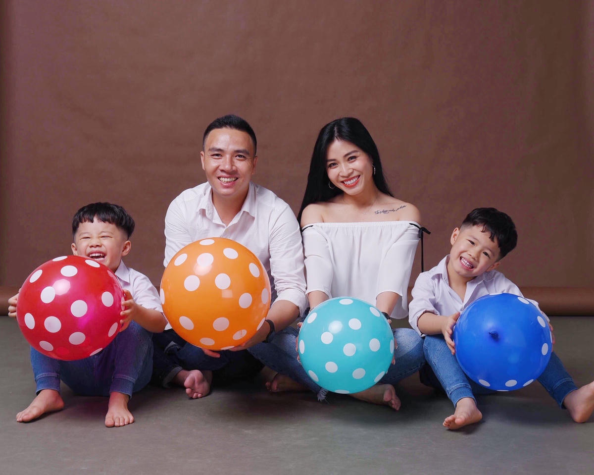 Với Hoàng Linh phụ nữ không phải để yêu mà là để hiểu. 