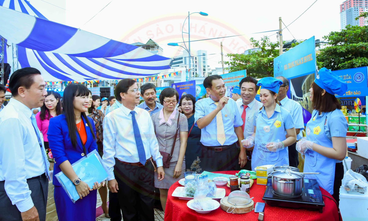 Cuộc thi Ẩm thực Yến sào Khánh Hòa.