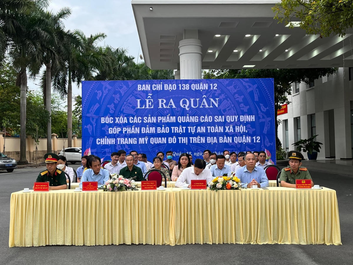 Ban Chỉ đạo 138 Quận 12 tổ chức lễ ra quân bóc xoá các sản phẩm quảng cáo sai quy định ngày 20/5/2023.
