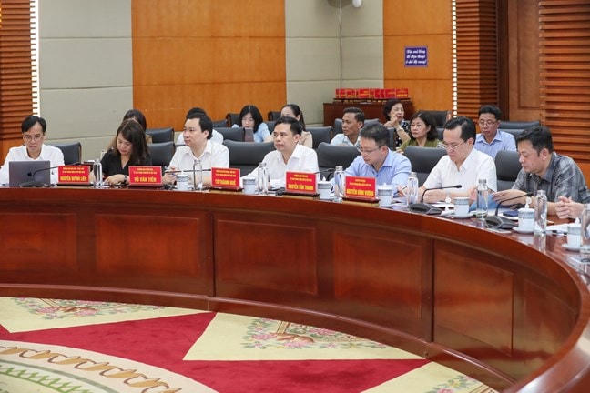 Đoàn công tác của UBTƯ MTTQ Việt Nam tại cuộc làm việc.