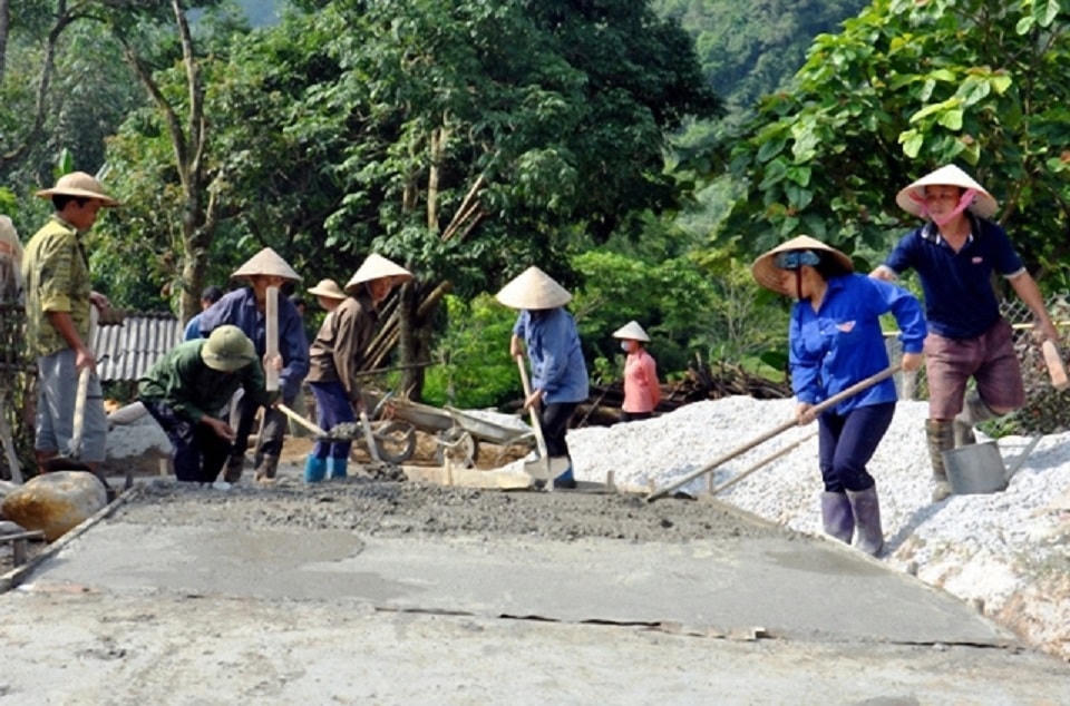 Hàng nghìn ngày công lao động được người dân huyện Trấn Yên đóng góp xây dựng nông thôn mới.