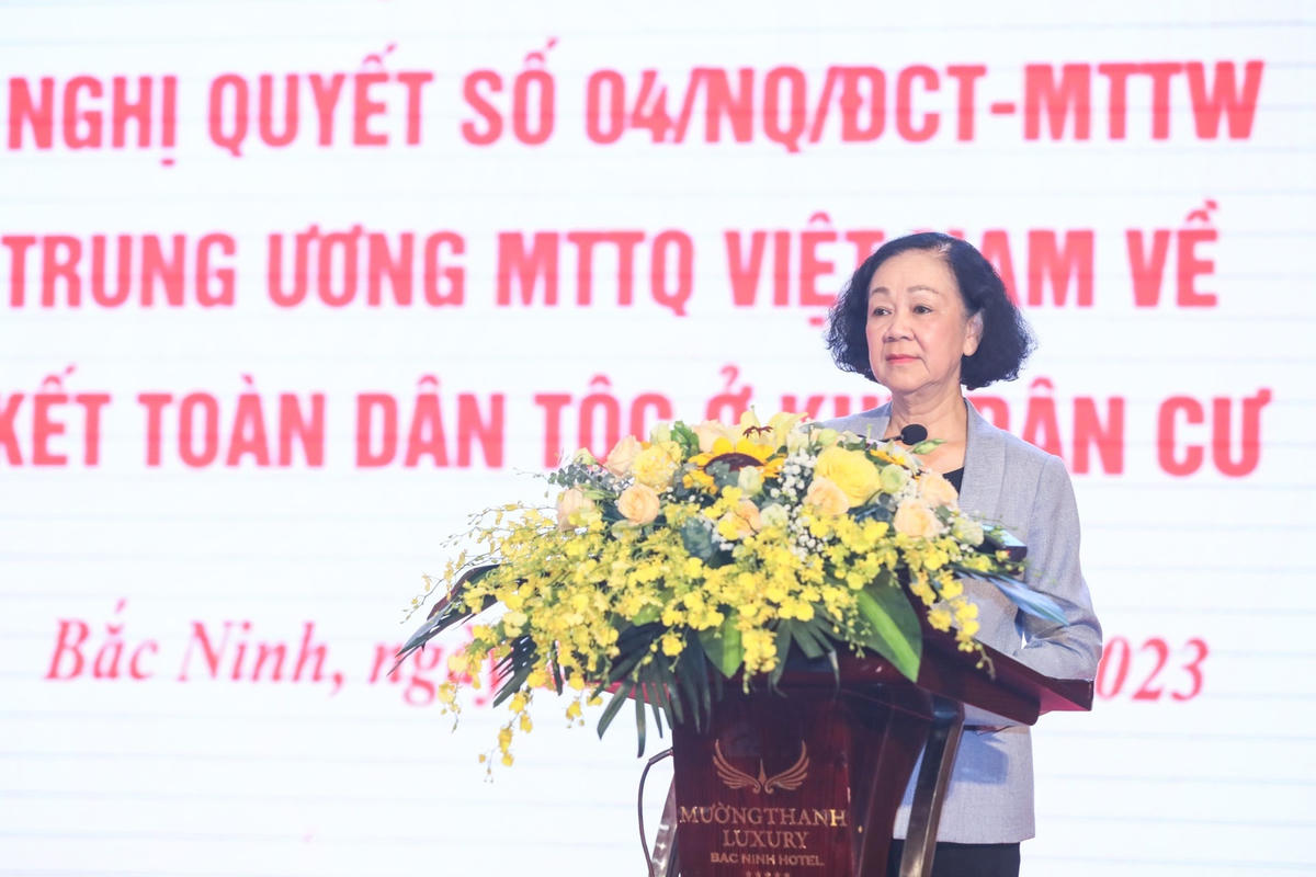 Bà Trương Thị Mai, Ủy viên Bộ Chính trị, Thường trực Ban Bí thư, Trưởng Ban Tổ chức Trung ương phát biểu tại Hội nghị. Ảnh: Quang Vinh.