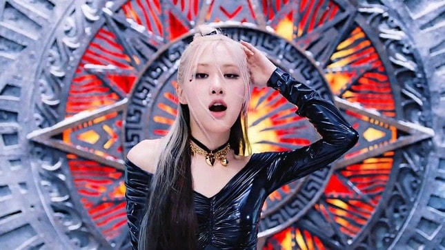 Blackpink 'thả xích' MV mới, 'chặt chém' đường đua K-Pop tháng 8