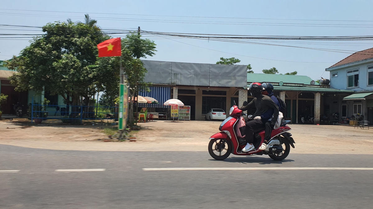 Ngày 7/5, theo Trung tâm Dự báo khí tượng thủy văn quốc gia, nhiệt độ ngoài trời tại tỉnh Quảng Trị ghi nhận cao nhất lên đến 41 độ C.