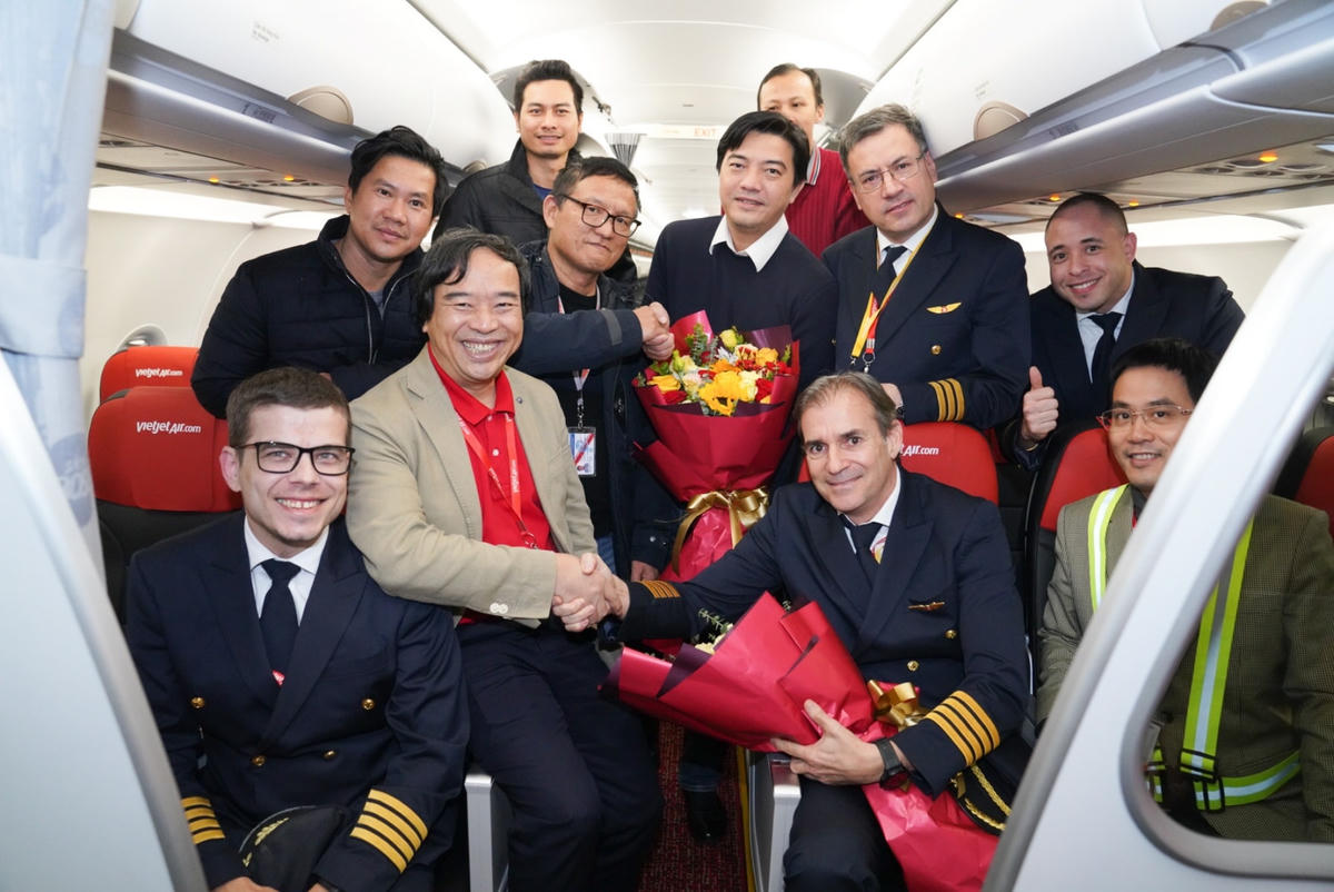 Vietjet vừa đón thêm tàu bay mới A321 neo