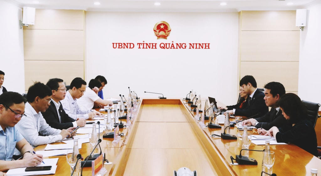 Quang cảnh buổi làm việc. Ảnh: QMG