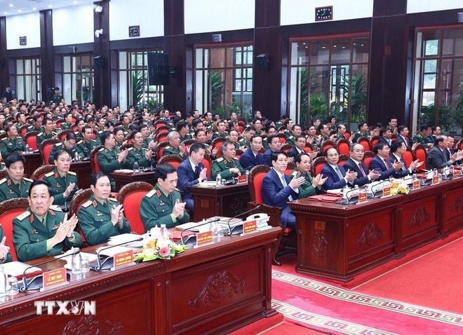 Chủ tịch nước Lương Cường dự Hội nghị Quân chính Toàn quân năm 2024. (Ảnh: Lâm Khánh/TTXVN) ttxvn-chu-tich-nuoc-luong-cuong-6-resize.jpg