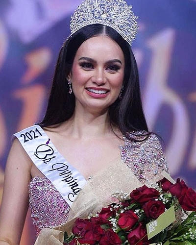 Tân hoa hậu Philippines được giới thiệu là người mẫu chuyên nghiệp với chiều cao 1,77m.