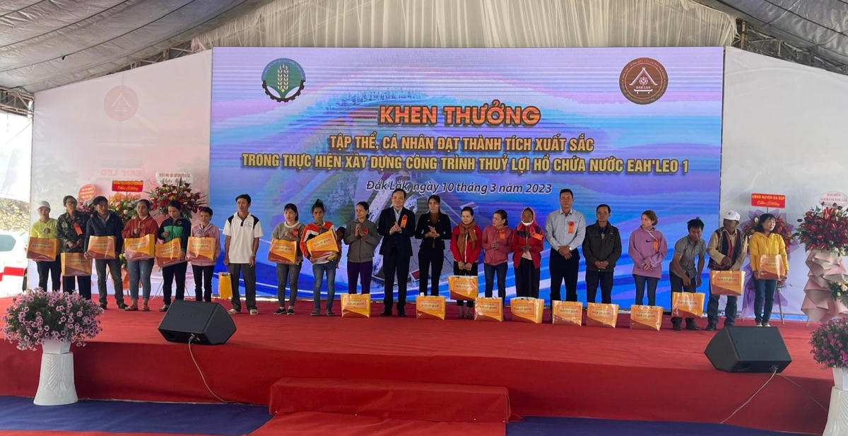 Phó Thủ tướng Trần Lưu Quang dự khánh thành giai đoạn 1 hồ chứa nước Ea H’leo (Đắk Lắk)