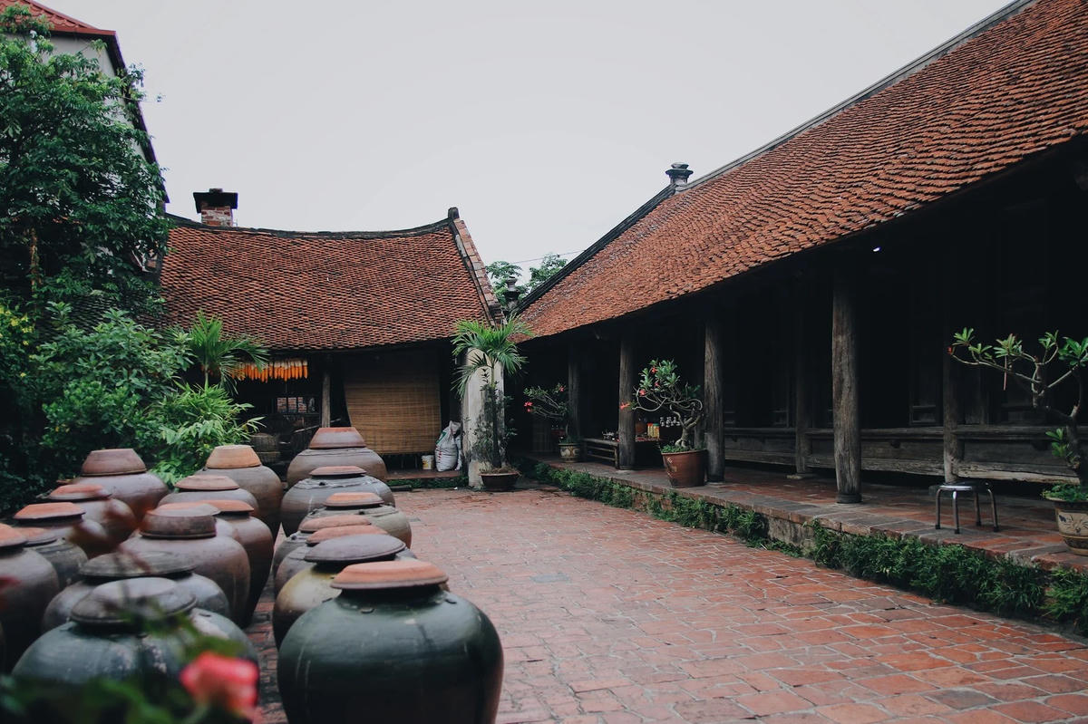 Một ngôi nhà trong làng cổ Đường Lâm.     Ảnh: Nguyễn Quang Trung