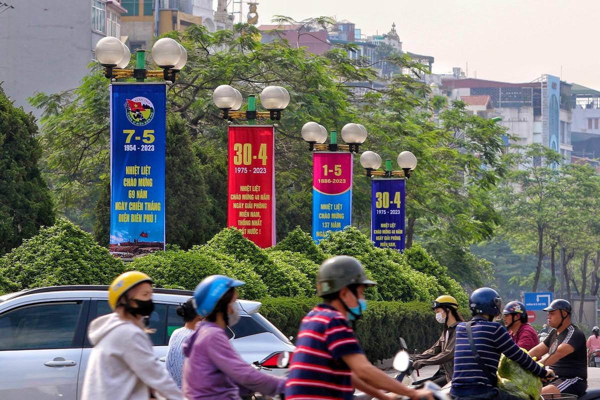 Những ngày lễ lớn, không chỉ là dịp để người dân hiểu thêm về những giá trị, ý nghĩa lịch sử, mà còn là cơ hội để khơi dậy tinh thần yêu nước, lòng tự hào dân tộc.