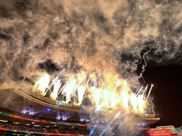 Pháo sáng được bắn trên khán đài sân Eden Park của World Cup Nữ 2023. Ảnh: Stuff.