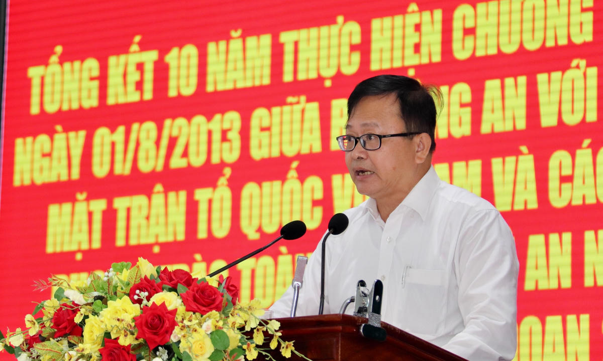 Ông Nguyễn Trung Nhân - Chủ tịch Ủy ban MTTQ Việt Nam TP Cần Thơ phát biểu tại Hội nghị.