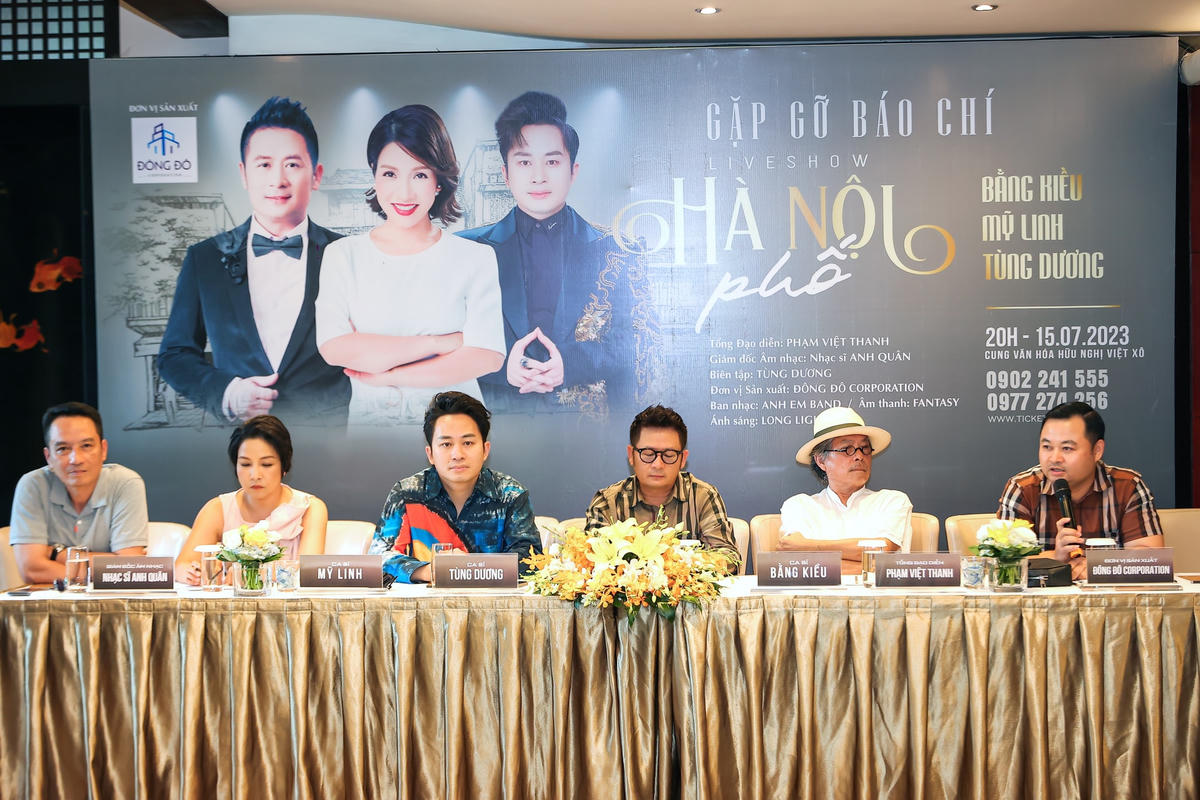 Các nghệ sĩ có mặt tại họp báo liveshow "Hà Nội phố".
