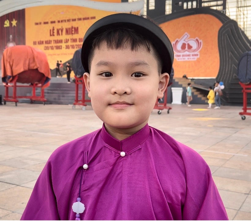Em Trần Hùng Anh (học sinh lớp 4A4, trường Tiểu học Quang Trung, TP Hạ Long)