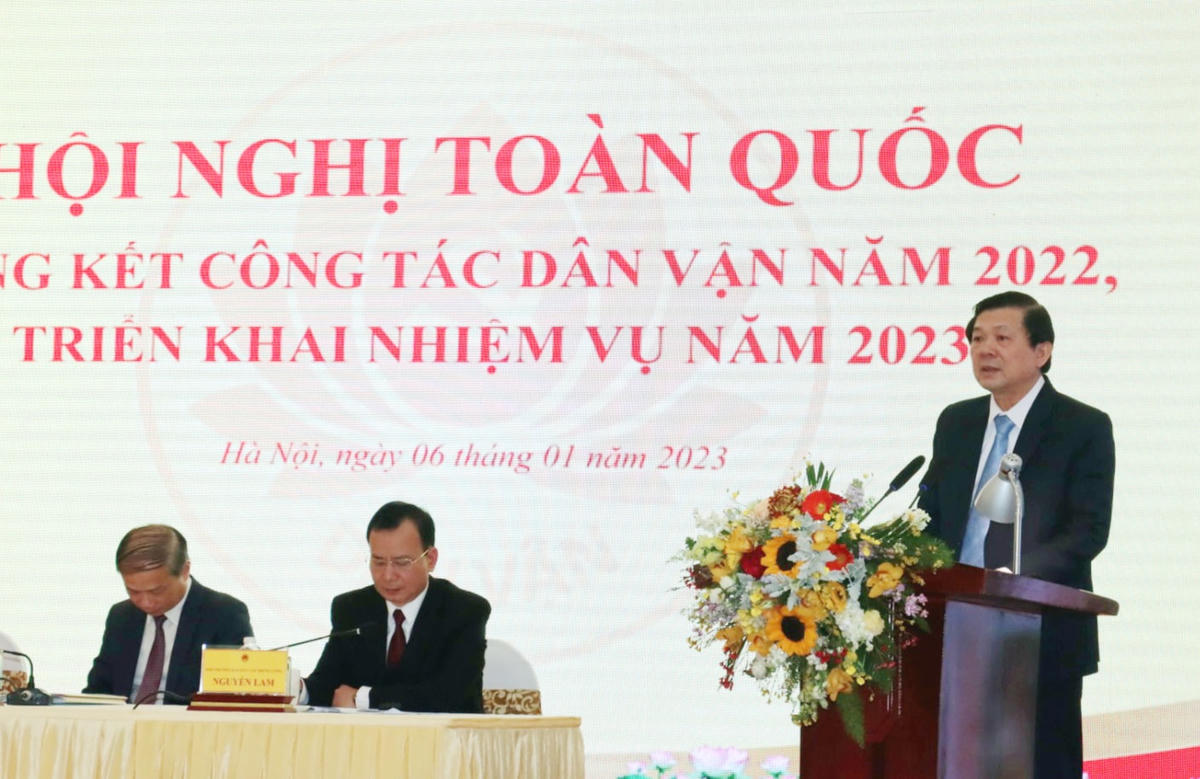 Phó Chủ tịch Nguyễn Hữu Dũng phát biểu tại Hội nghị.