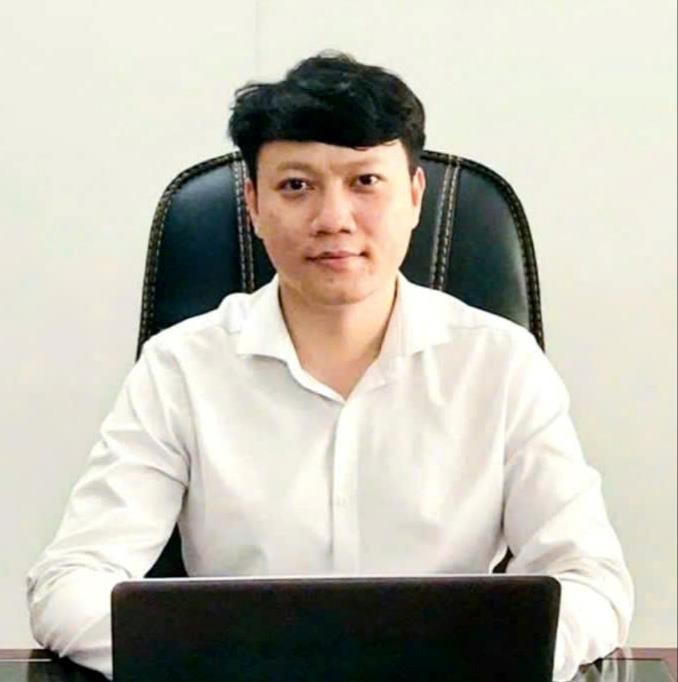 luat-su-hung(1).jpg