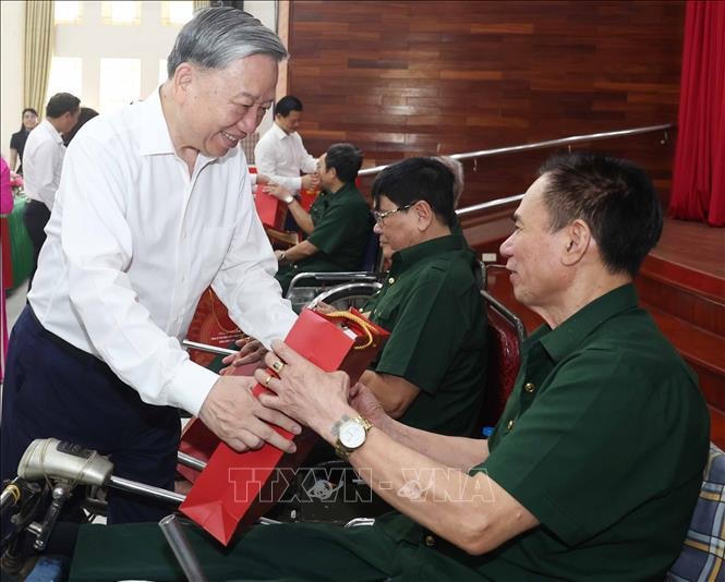 Tổng Bí thư Tô Lâm: Người có công là tài sản quý, là biểu tượng của ý chí, nghị lực Việt Nam- Ảnh 3.