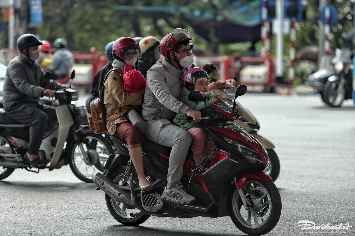 W_nguoi_dan_linh_kinh_do_dac-le-khanh5.jpg