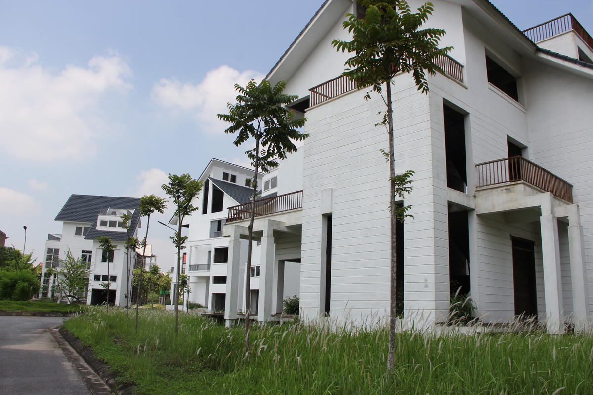 Hàng loạt biệt thự trong Dự án của Lã Vọng hoang hóa, xuống cấp sau 14 năm triển khai