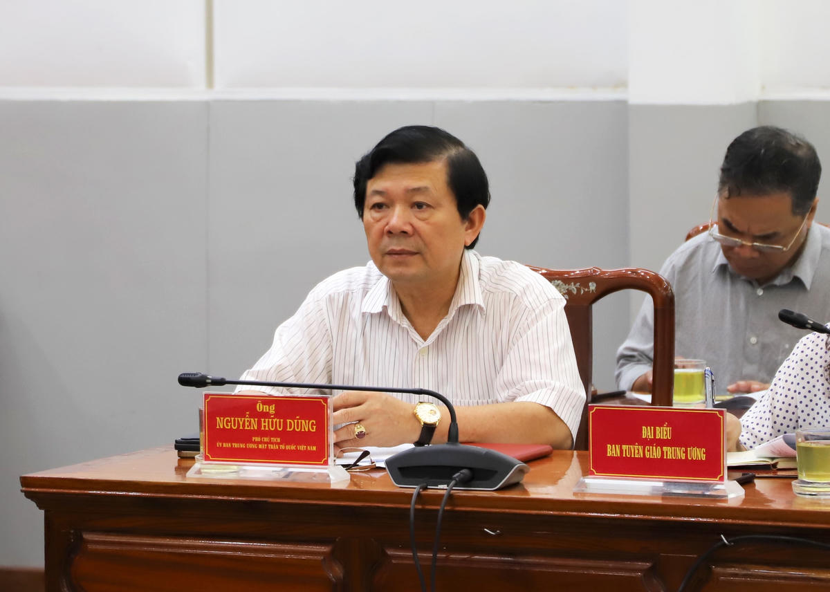 Phó Chủ tịch UBTƯ MTTQ Việt Nam Nguyễn Hữu Dũng tham dự Hội nghị.