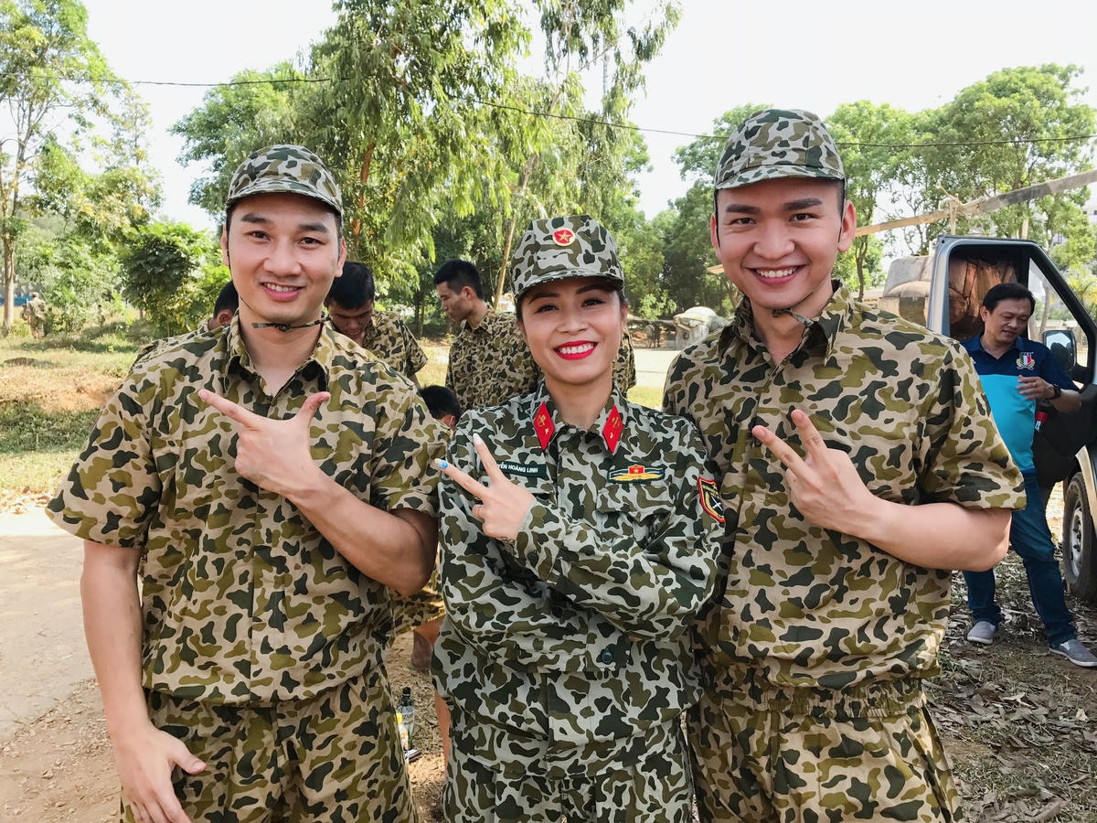 Theo Hoàng Linh, môi trường quân đội thực chất là môi trường tình nghĩa. 
