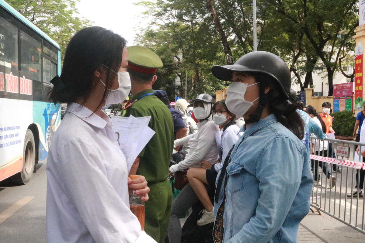‘Đề thi môn Ngoại ngữ dễ hơn con nghĩ’