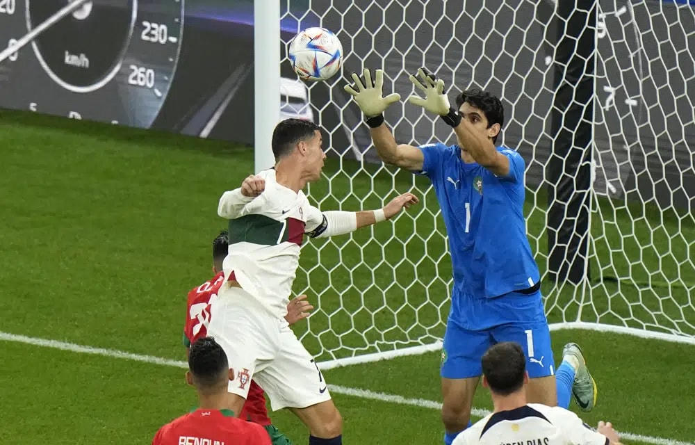 Ronaldo cũng đã có được những cơ hội nhưng vẫn không thể chuyển thành bàn thắng. Ảnh: AP.