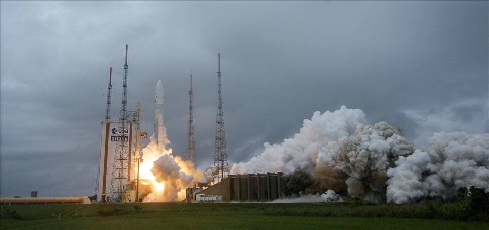 Kính viễn vọng không gian James Webb phóng đi từ Trái đất tháng 12 năm ngoái. Ảnh: NASA.
