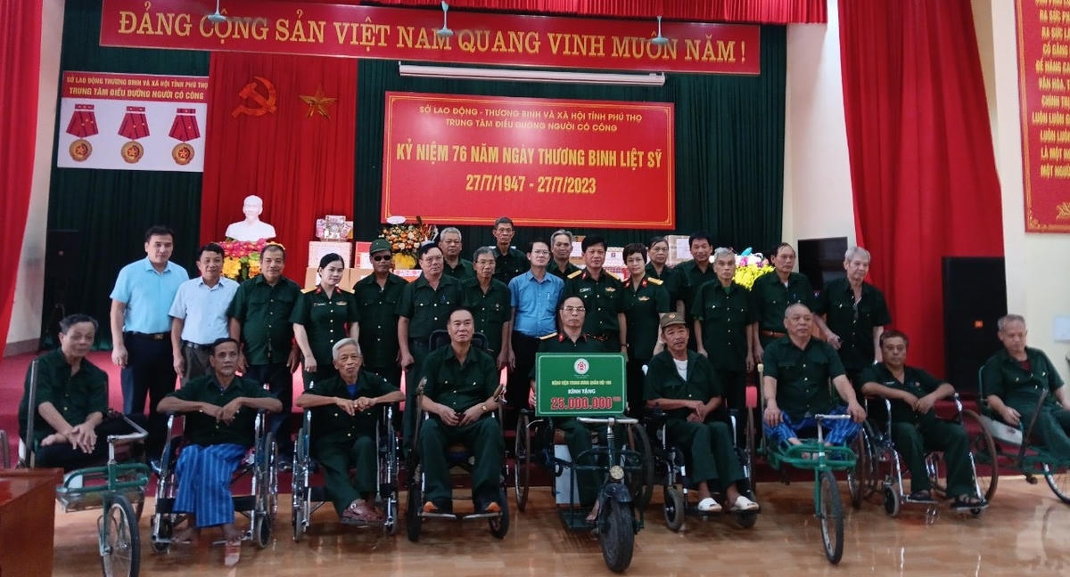 Những phần quà vô cùng ý nghĩa của các đoàn thể, doanh nghiệp, cá nhân khắp mọi miền tới thăm hỏi, động viên và tri ân các thương bệnh binh tại Trung tâm.
