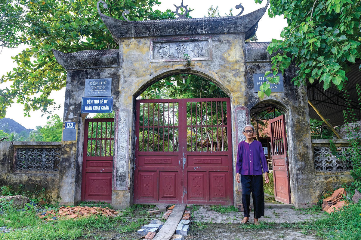 Nhiều di tích khảo cổ của văn hóa Đông Sơn đã được tìm thấy.  