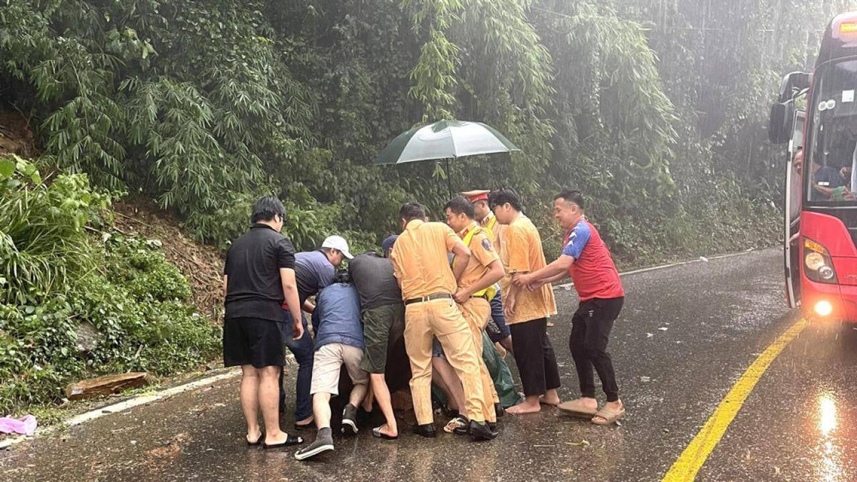 Đã tìm thấy thi thể 4 nạn nhân trong vụ sạt lở trên đèo Bảo Lộc