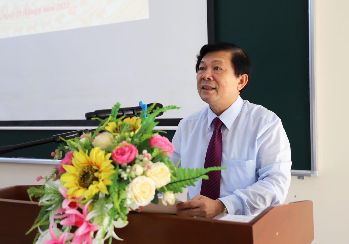 Phó Chủ tịch Nguyễn Hữu Dũng phát biểu tại buổi lễ.