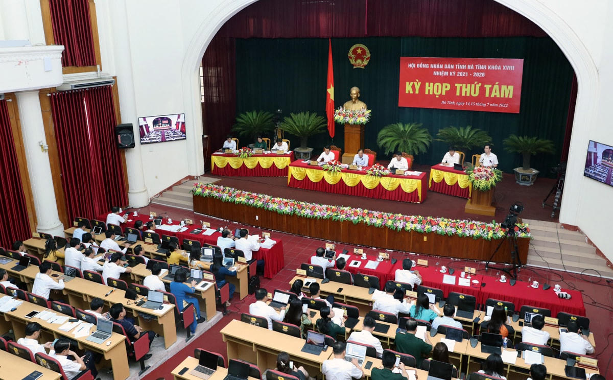 Tổng quan kỳ họp thứ 8, HĐND tỉnh Hà Tĩnh ngày 15/7.