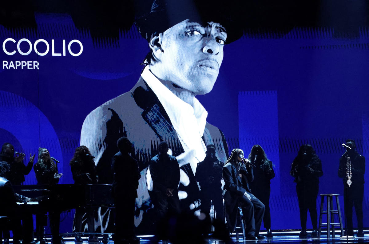 Rapper Coolio được tưởng nhớ tại lễ trao giải Grammy lần thứ 65, diễn ra tháng 2/2023. Ảnh: Reuters.