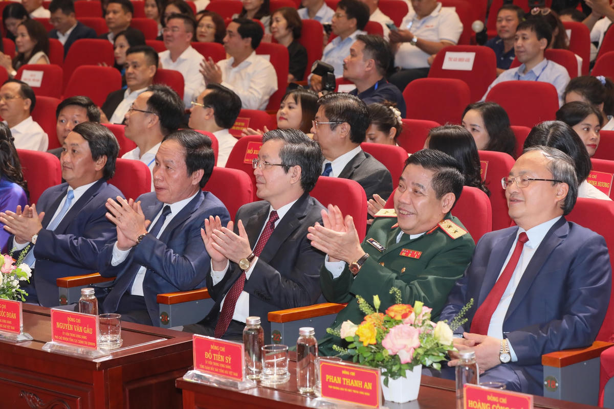 Trao Giải báo chí toàn quốc phòng, chống tham nhũng, tiêu cực lần thứ tư
