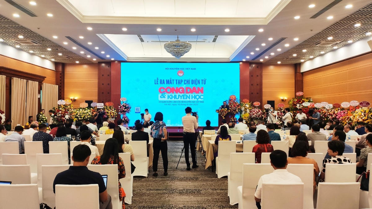 Quang cảnh buổi lễ.
