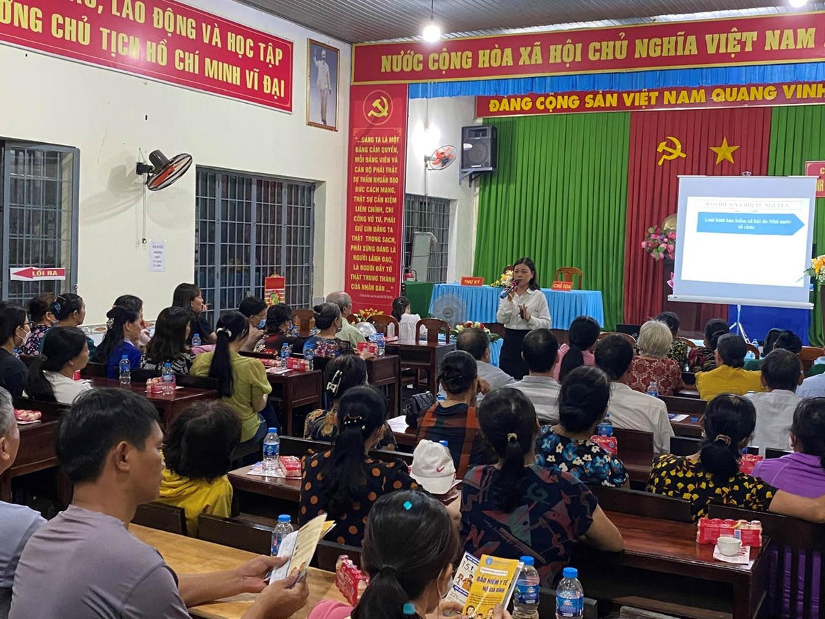 Tuyên truyền bảo hiểm xã hội, bảo hiểm y tế trên địa bàn TP Biên Hòa.