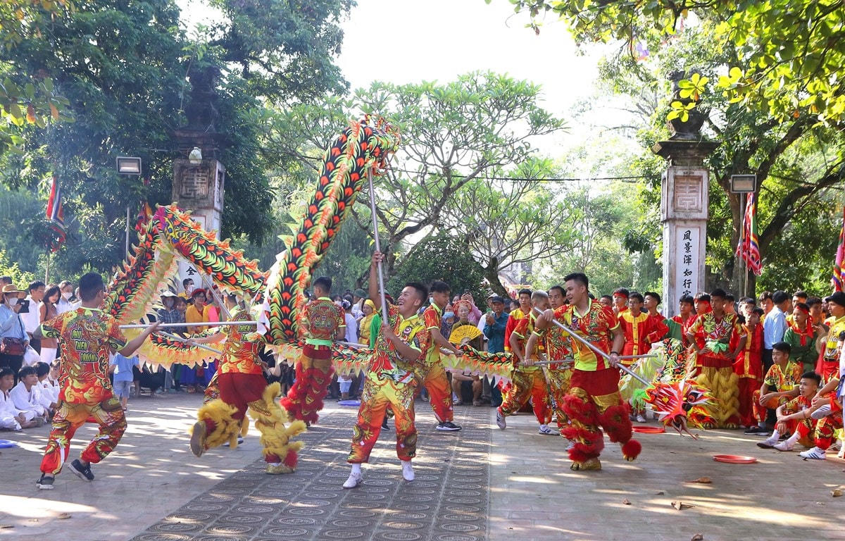 Lễ hội Đền Trần là một trong những Di sản văn hóa phi vật thể quốc gia.