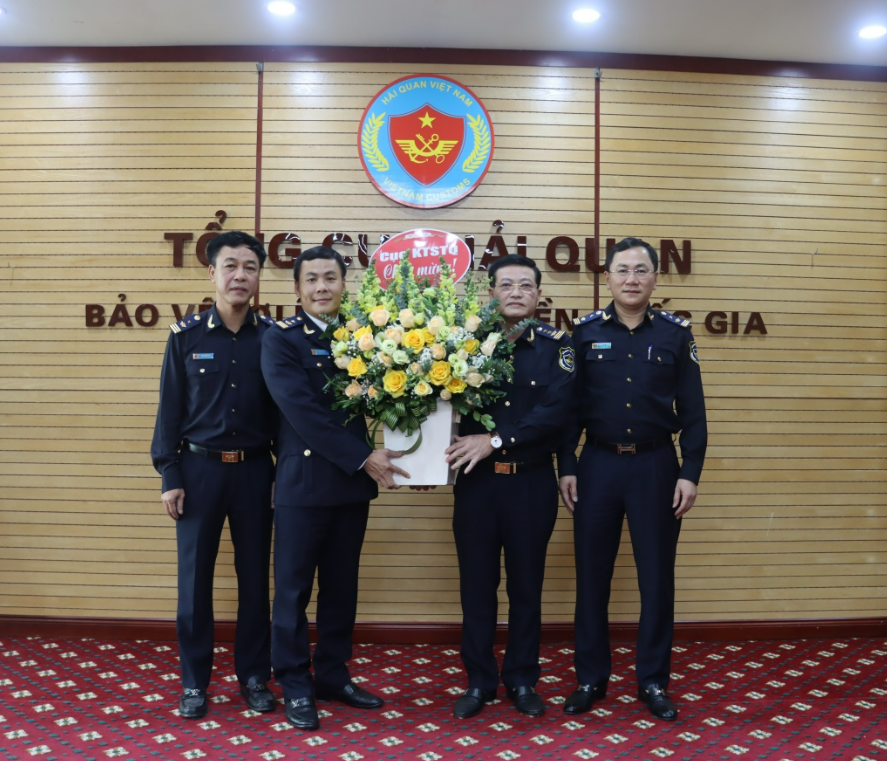 ong-tran-xuan-loc-duoc-bo-nhiem-giu-chuc-pho-cuc-truong-cuc-kiem-tra-sau-thong-quan-ddk-2.png