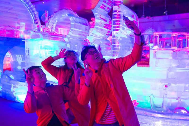 Công viên văn hóa Đầm Sen đang có nhiều trò chơi dành cho du khách trải nghiệm dịp lễ. 