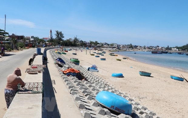 Dự án kè chống sạt lở thôn Đông Yên 2 (xã Bình Dương, huyện Bình Sơn, tỉnh Quảng Ngãi) đang được đẩy nhanh thi công.
