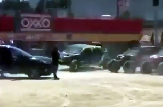 Vụ xả súng tại một cuộc trình diễn đua xe ô tô ở bang Baja California, miền Bắc Mexico. (Nguồn: FMT)