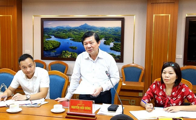 Phó Chủ tịch Ủy ban Trung ương MTTQ Việt Nam Nguyễn Hữu Dũng kết luận buổi làm việc. 