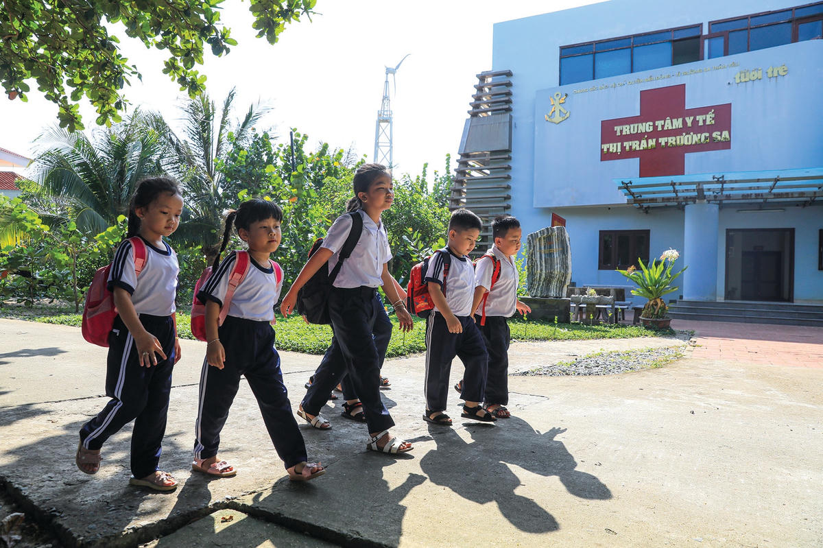 Lớp học đặc biệt ở Trường Sa
